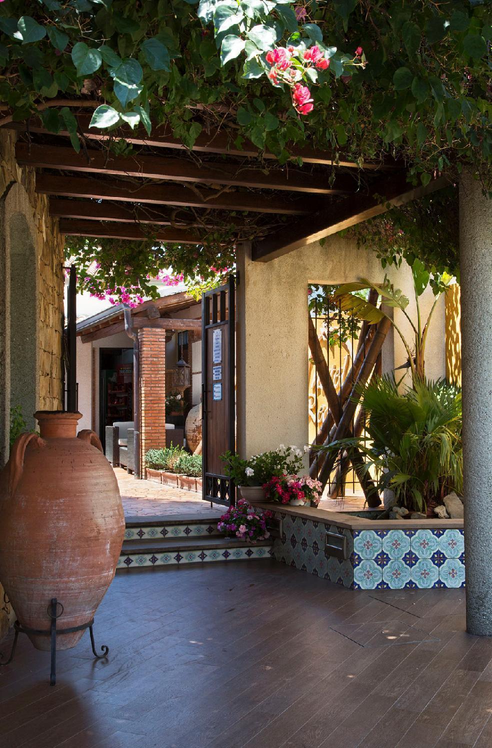 Hotel Redebora Torregrotta Exterior photo