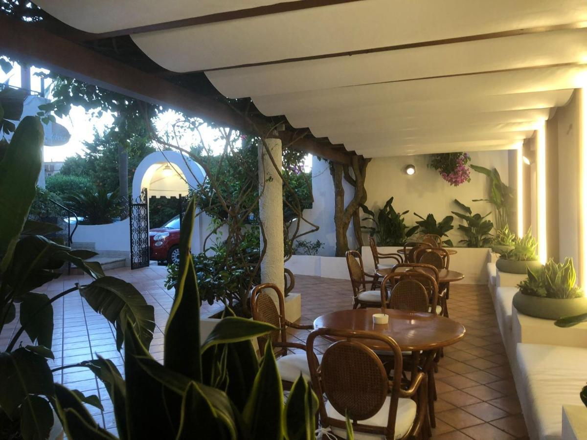 Hotel Redebora Torregrotta Exterior photo
