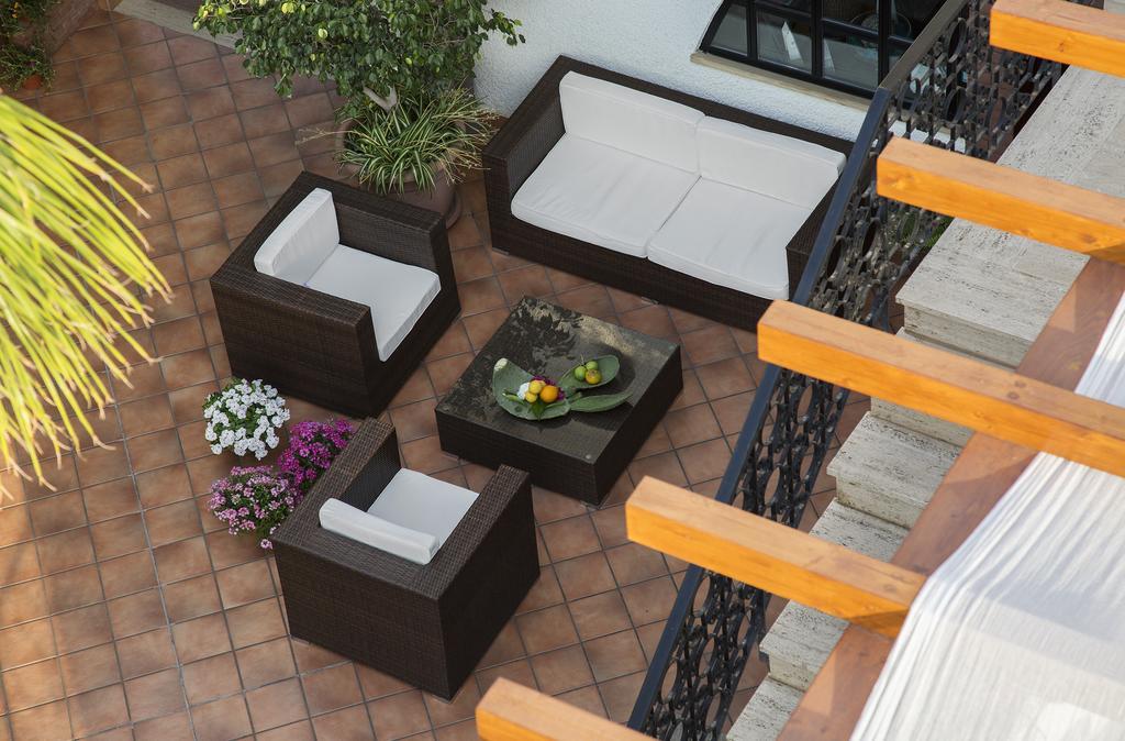 Hotel Redebora Torregrotta Exterior photo